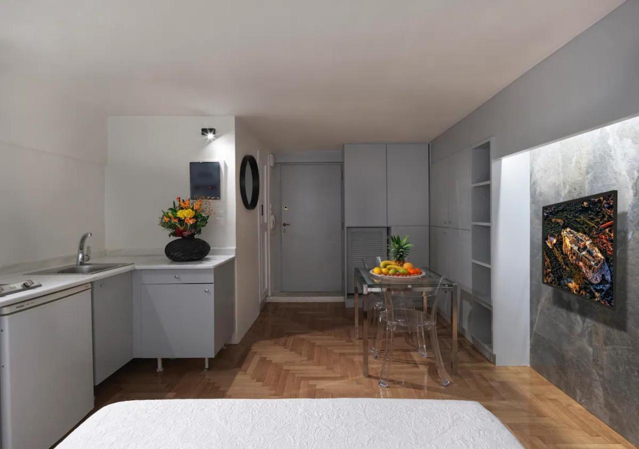 Chic Studio In Athens Center Bagian luar foto