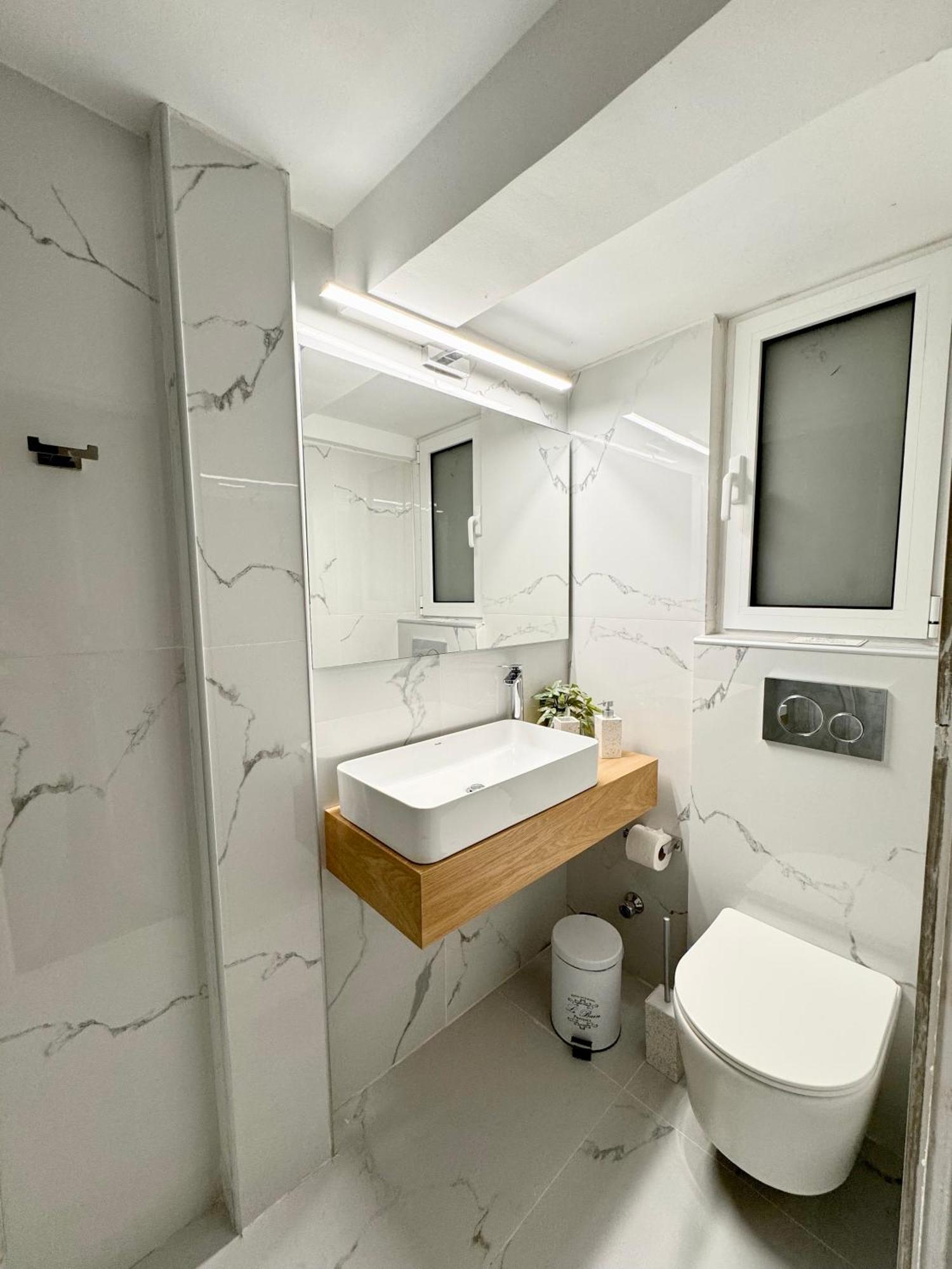 Chic Studio In Athens Center Bagian luar foto