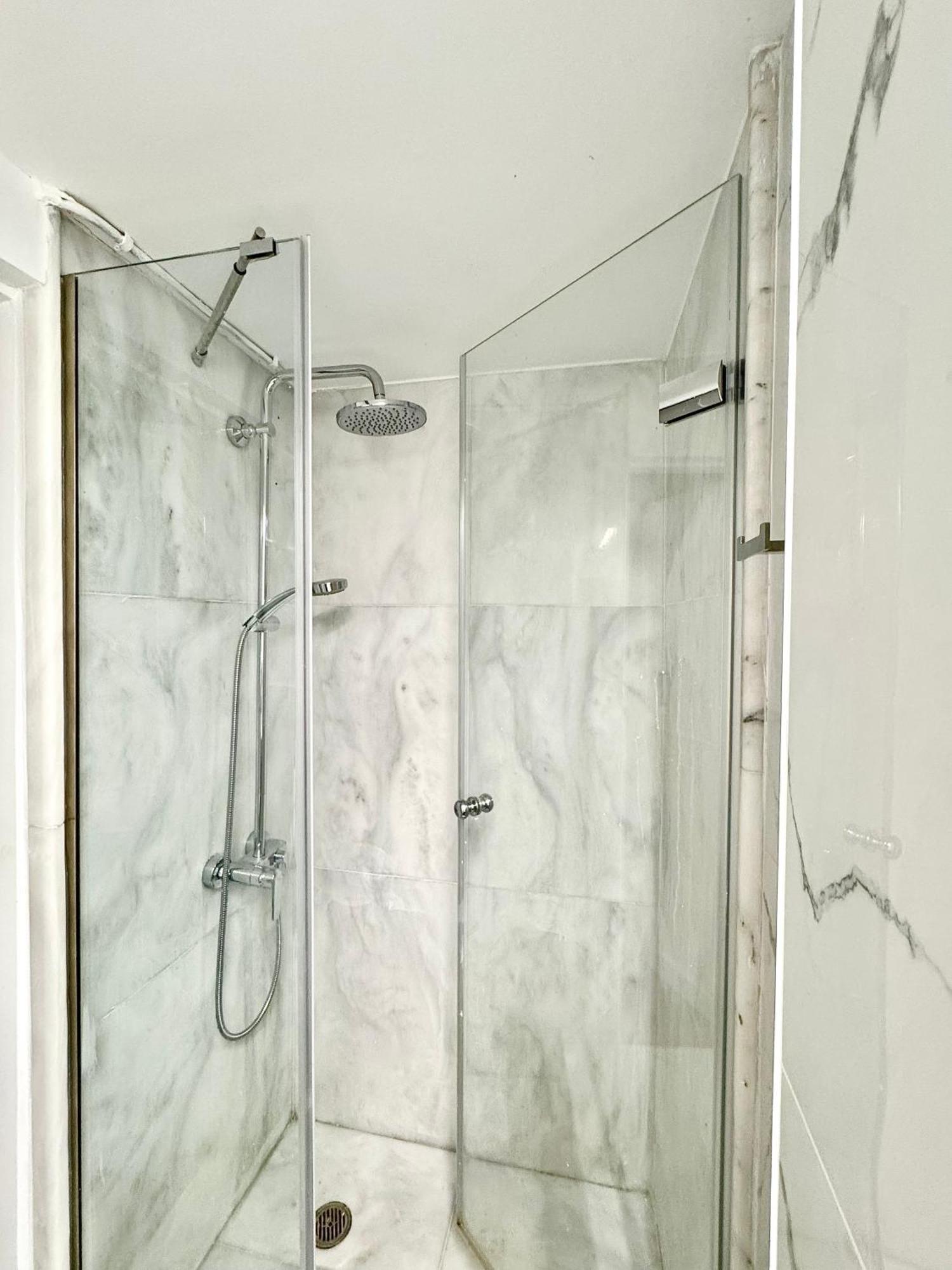 Chic Studio In Athens Center Bagian luar foto